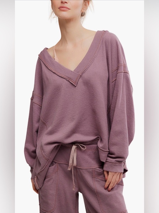 Free People Tops - Staycation‎ oversized Lounge Sweatshirt NWOT elderberry tea